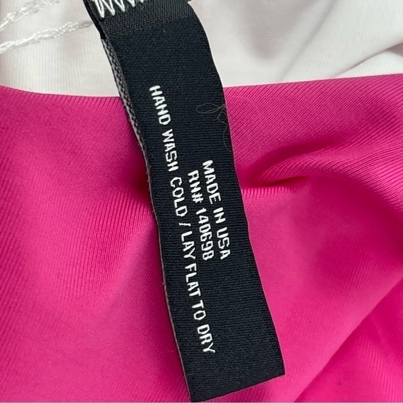 TAVIK Women’s CHASE Moderate One Piece Swimsuit Deep V Fuschia/Cherry Sz Small - Picture 8 of 10